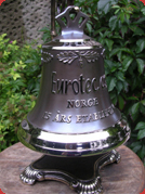 Dzwonek o rednicy 21 cm dla firmy Eurotec na 15 rocznic zaoenia firmy, Norwegia