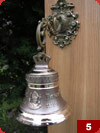Dzwonek ozdobny z wizerunkiemPapiea (12cm x 12,5cm)